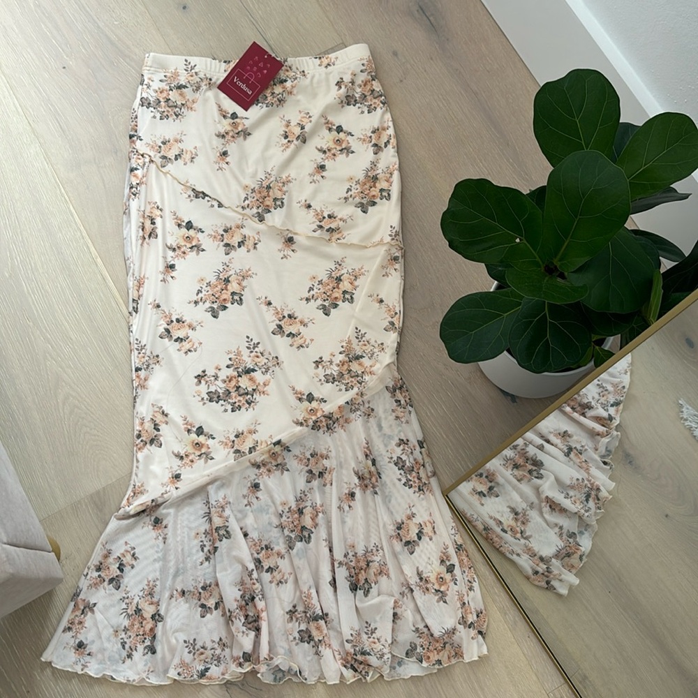 Floral skirt 90s